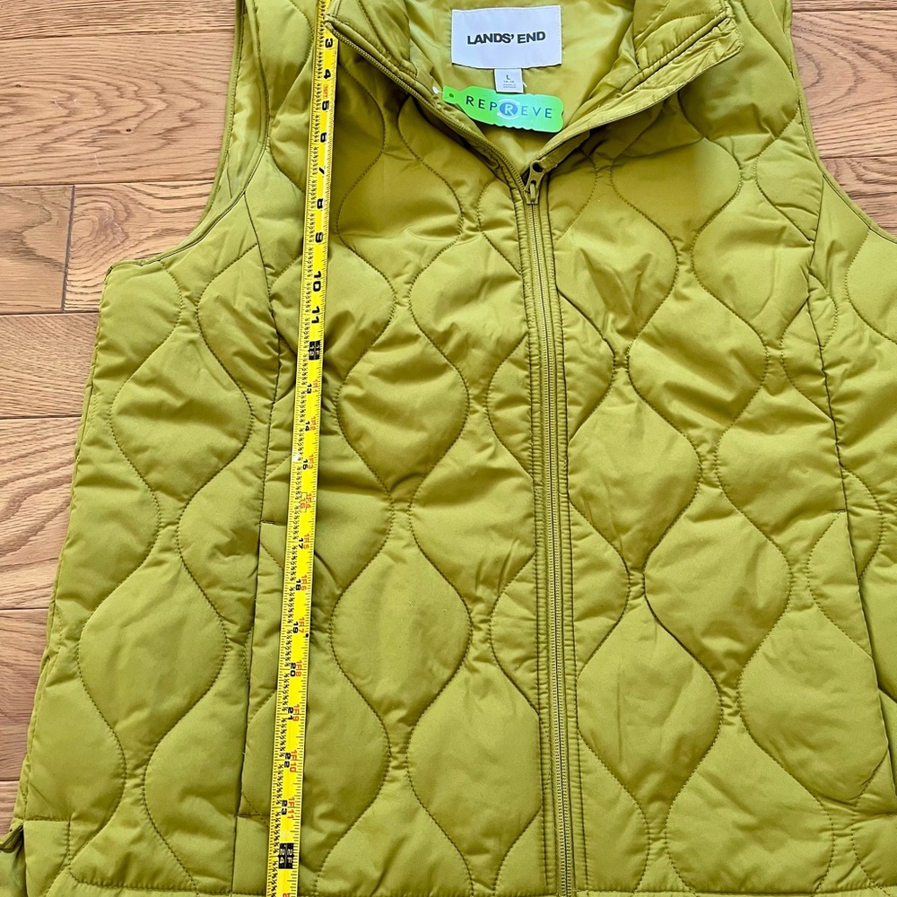 Lands' End FeatherFree Quilted Insulated Vest - Picture 5 of 7